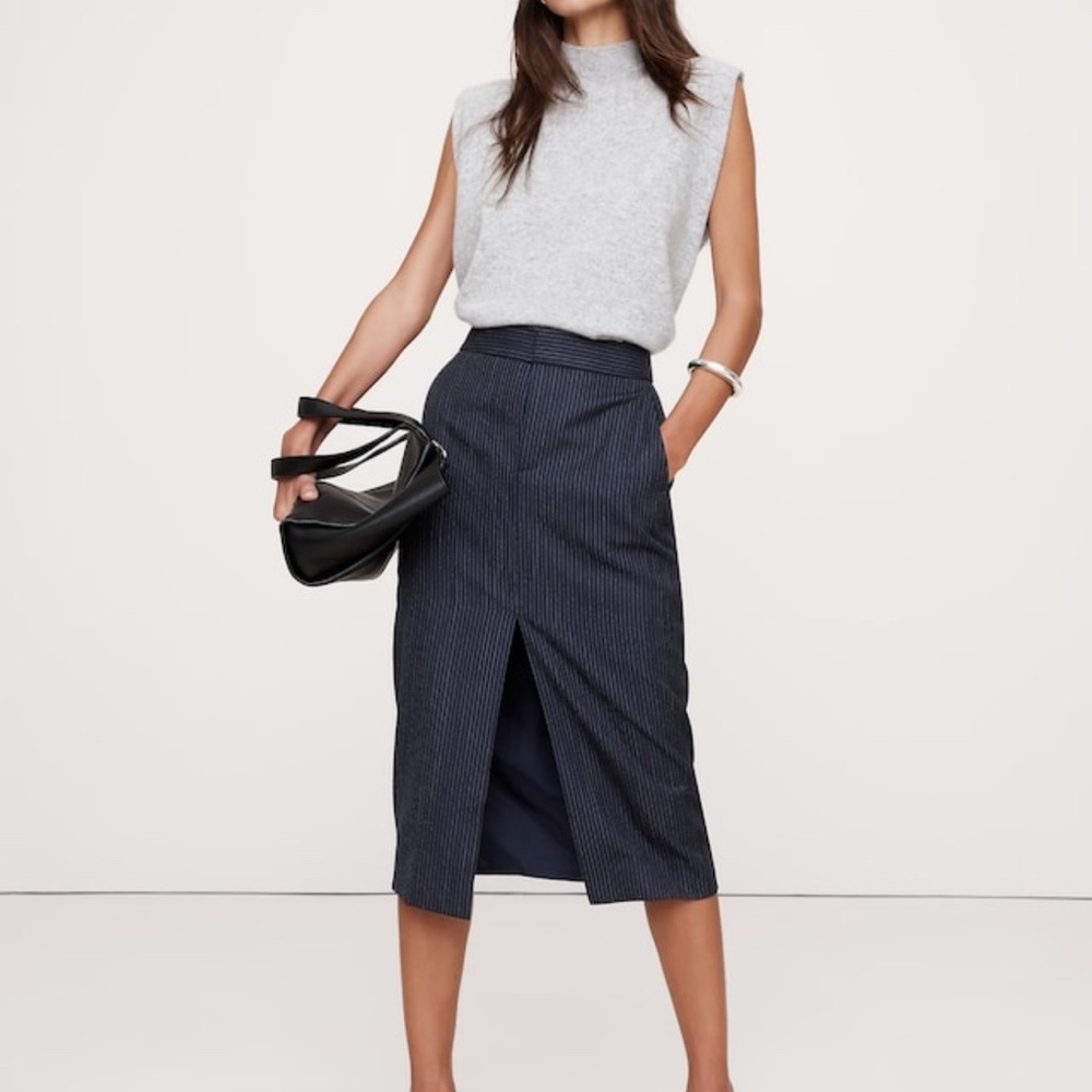 Banana Republic PINSTRIPE ITALIAN WOOL MIDI SKIRT Size 4 🌸NEW🌸